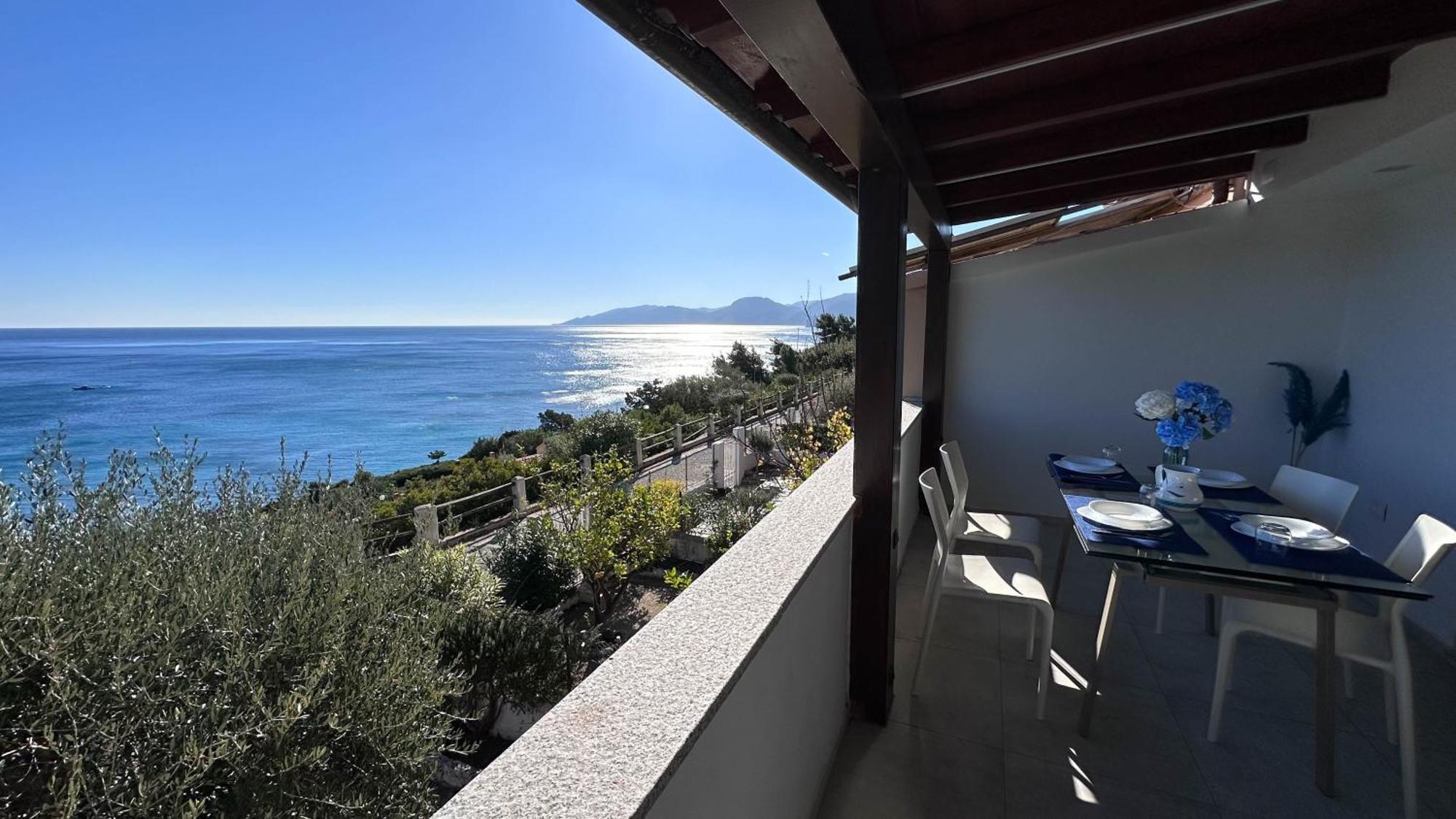 Mama House Con Vista Mare Apartment กาลาโกโนเน ภายนอก รูปภาพ